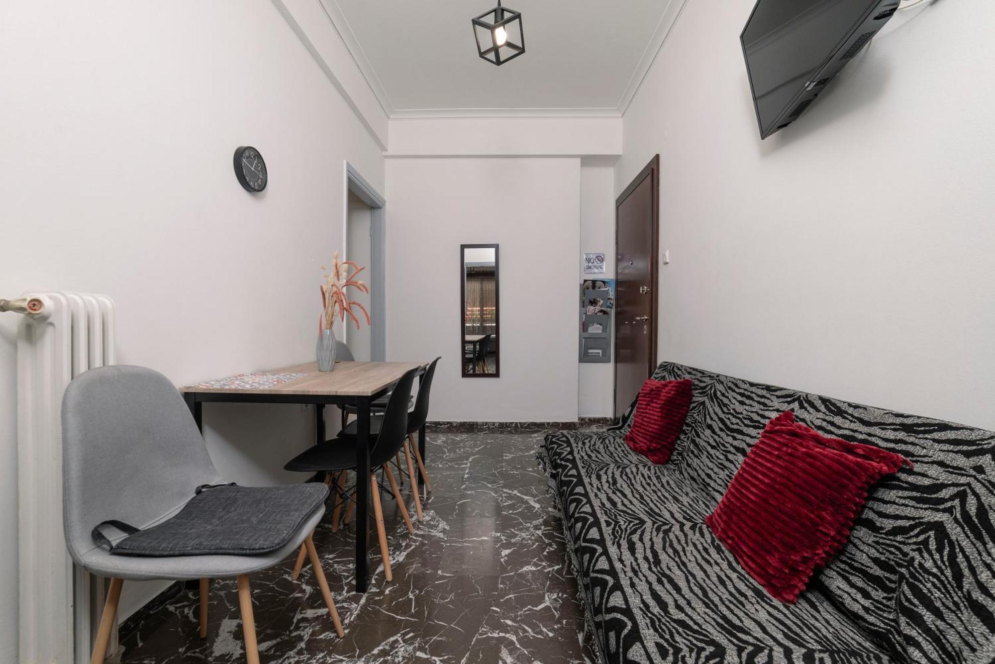 Local Urban Living 2Bd Apartment In Atina Dış mekan fotoğraf