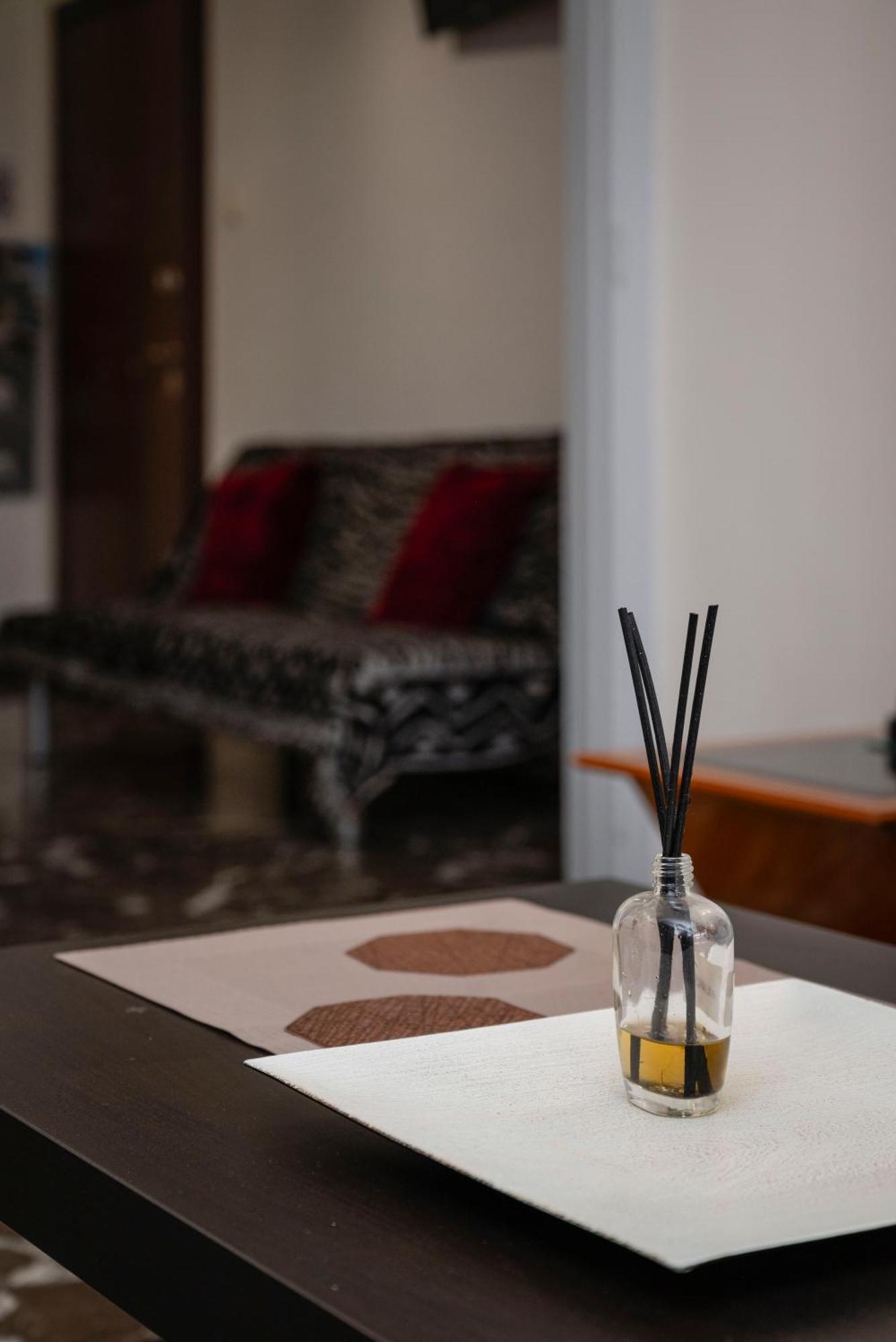 Local Urban Living 2Bd Apartment In Atina Dış mekan fotoğraf