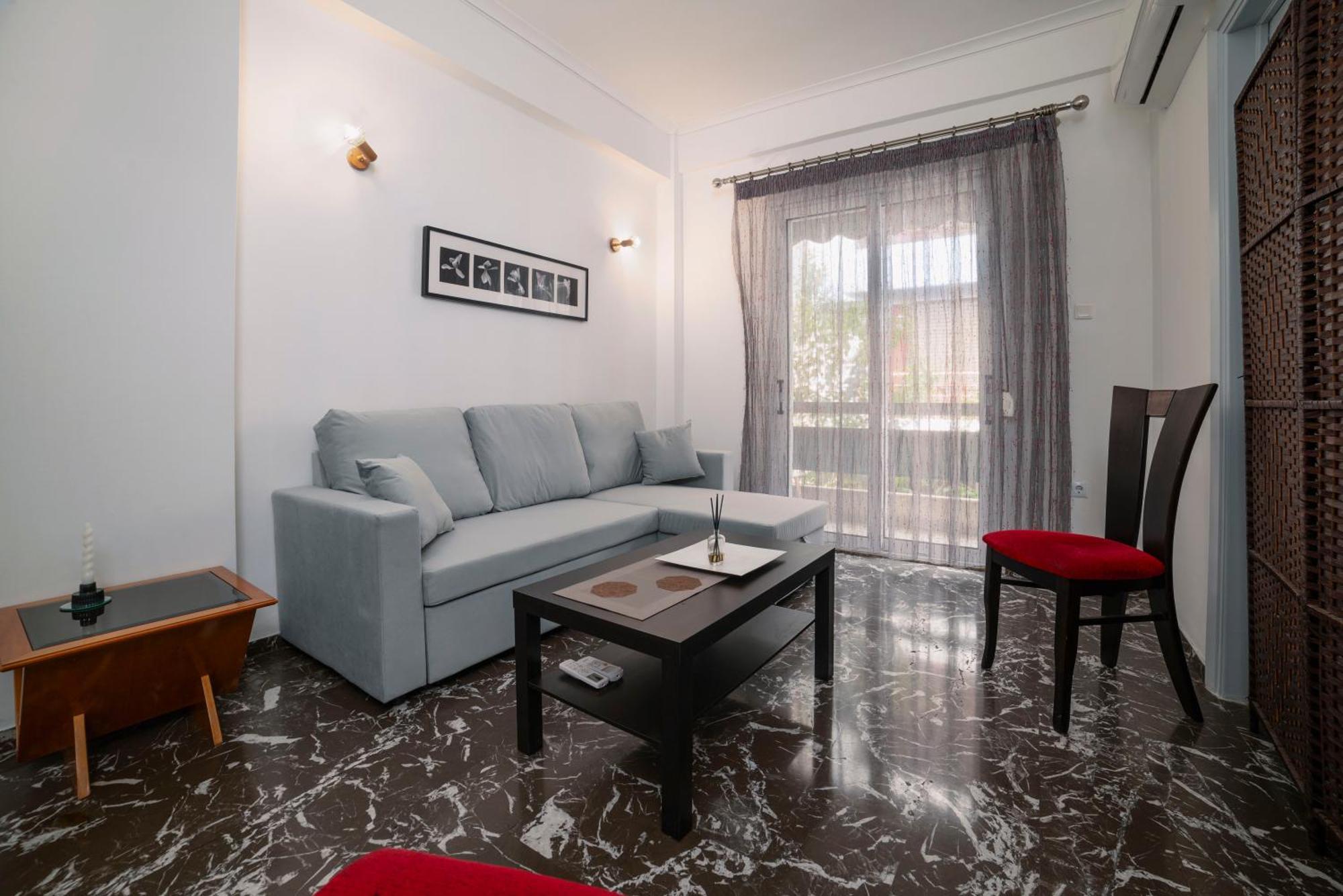 Local Urban Living 2Bd Apartment In Atina Dış mekan fotoğraf