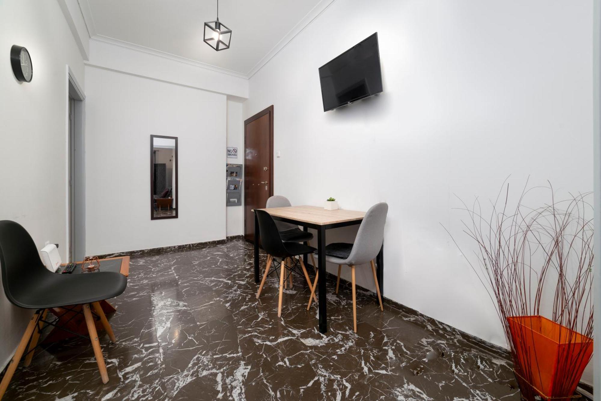 Local Urban Living 2Bd Apartment In Atina Dış mekan fotoğraf